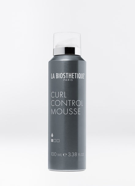 This curl mousse combines the advantages of a styling mousse with the care properties of a moisturizing gel. Light but effective hold keeps frizz at bay and provides definition all day long. Shop online or in store at Shampoo Hair Bar in Victoria BC. 